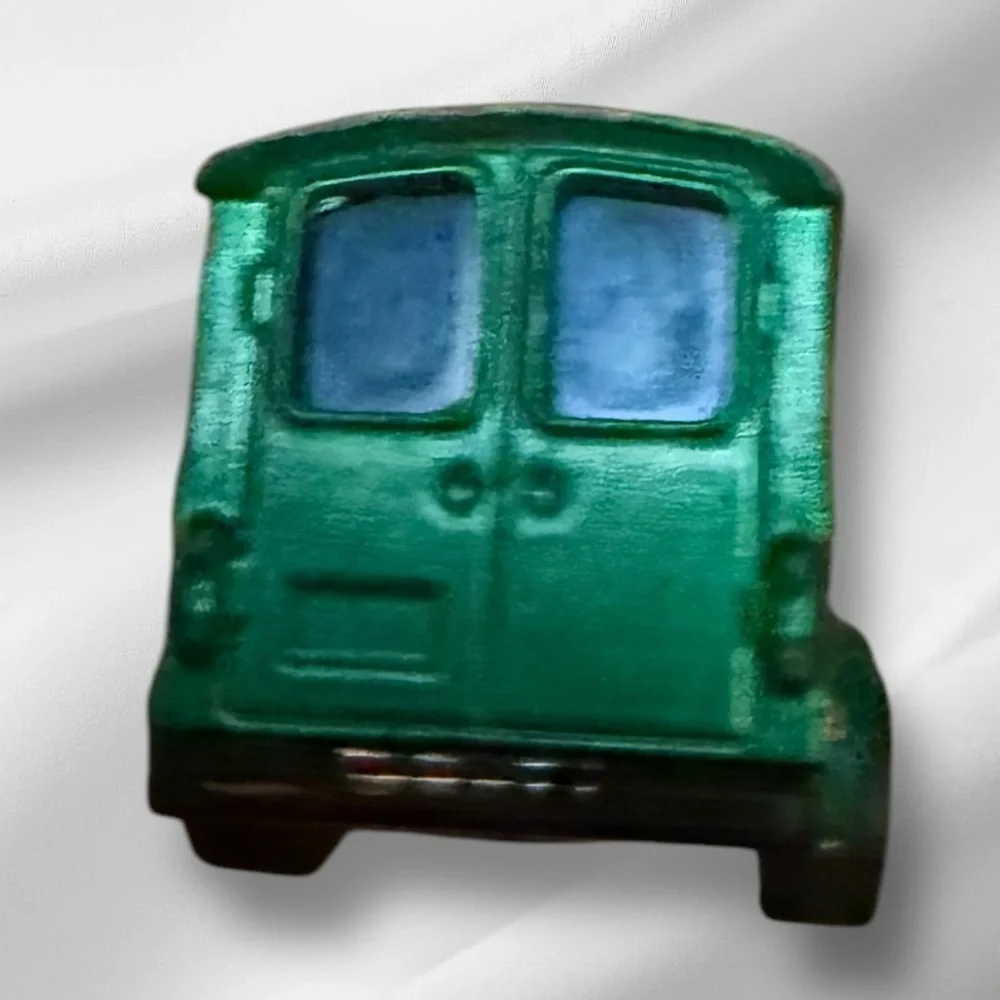 Mattel‎ R0929 Hot Wheels Bread Box Bread Truck